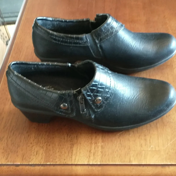 Easy Street Black Ankle Boots Size7.5 - Picture 2 of 4